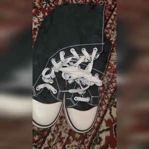 Coach women's Bonney black hi top sneakers size 10